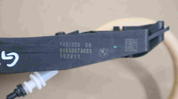 Original BMW G30 G31 F90 Carrier Outside Door Handle Left 7401205 7339473 