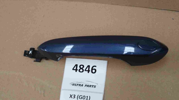 Original BMW G Series Door Handle Painted Outer Left Phytonicblau 7470605 