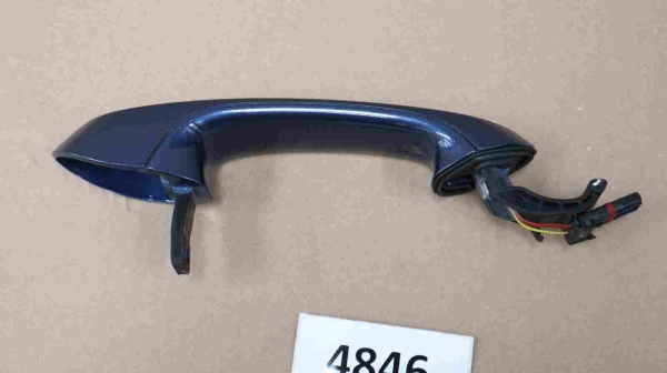 Original BMW G Series Door Handle Painted Outer Left Phytonicblau 7470605 