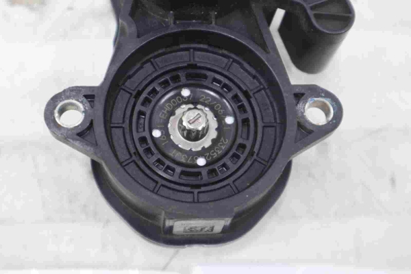 Original BMW 1 F70 2 F74 U06 X1 U11 X2 U10 Parking Brake Actuator Right 8837126 