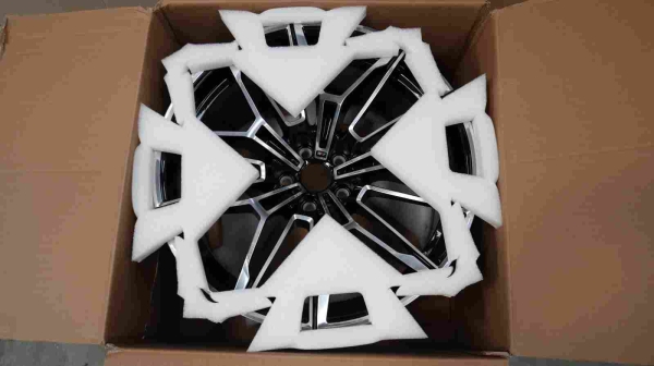 NEW Original BMW G80 G81 G82 Disc Wheel Light Alloy Jet Black Paint 8093833 