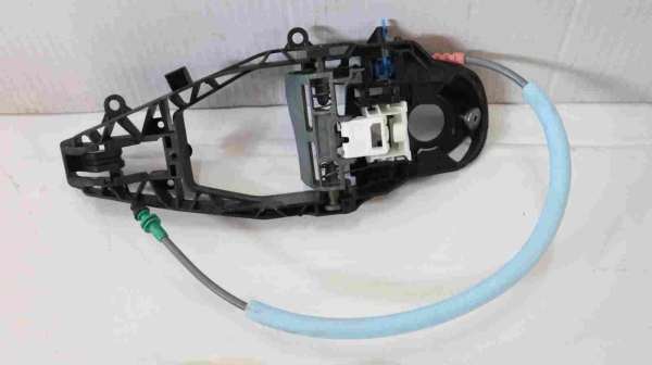 Original BMW F40 F70 Carrier Outside Door Handle Left 9881779 7446975 