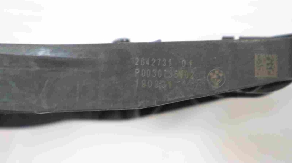 Original BMW F40 F70 Carrier Outside Door Handle Right 9881780 7446976 
