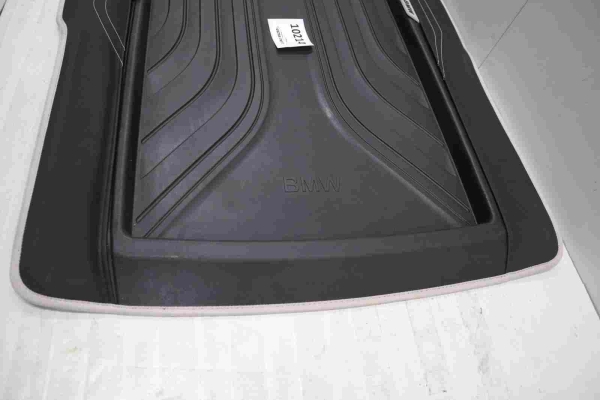 Original BMW 4er F33 M4 F83 Fitted Luggage Compartment Mat 2350539 