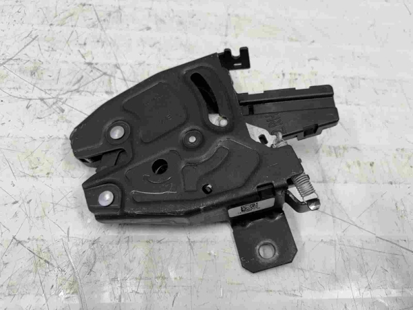 Original BMW X5 G05 X7 G07 Trunk Lid Lock Bottom Right 7475462 