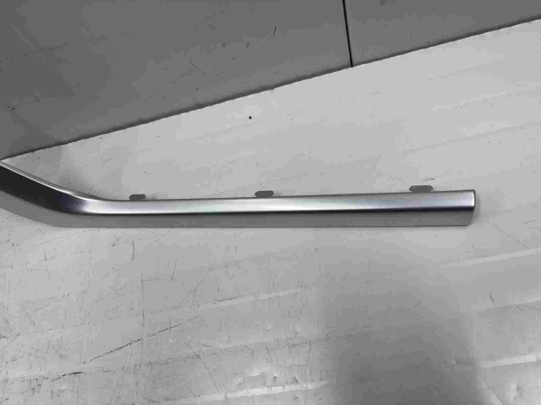 Original BMW X7 G07 G07 LCI Rear Right Window Strip Chrome 7444124 5A8A2A4 
