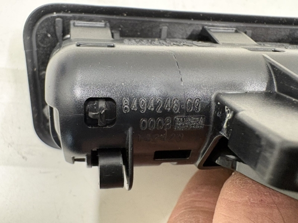 Original BMW 1 F70 2 U06 5 G60 Tailgate Push Button With Camera 8494246 5A47225 