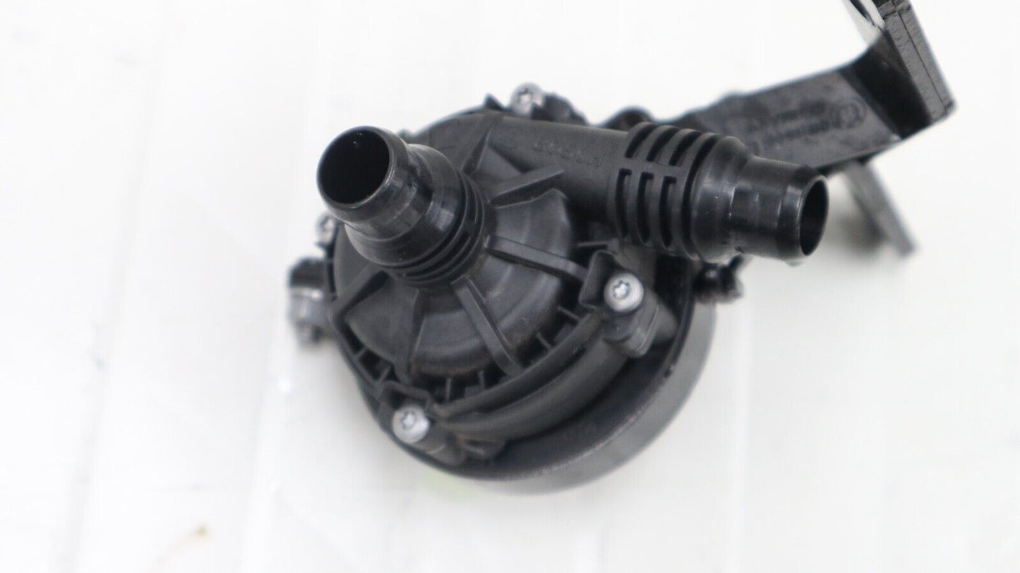 Original BMW G05 G07 G11 G20 G29 G30 Wasserpumpe Zusatzwasserpumpe 8651287