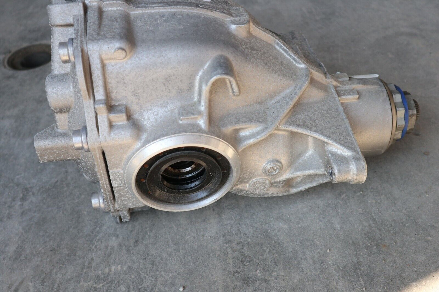 Original BMW X3 G01 X4 G02 Hinterachsgetriebe Differential 3.38 8643134 8643135