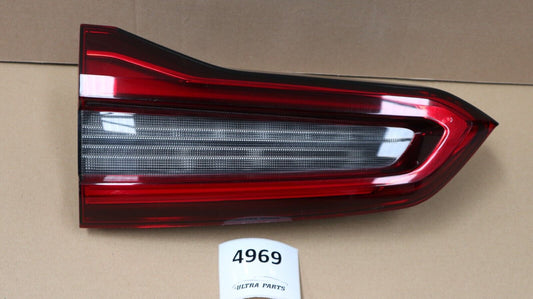 BMW X5 G05 F95 Heckleuchte Rückleuchte Rücklicht Rechts Lampa spate dreapta 7931998