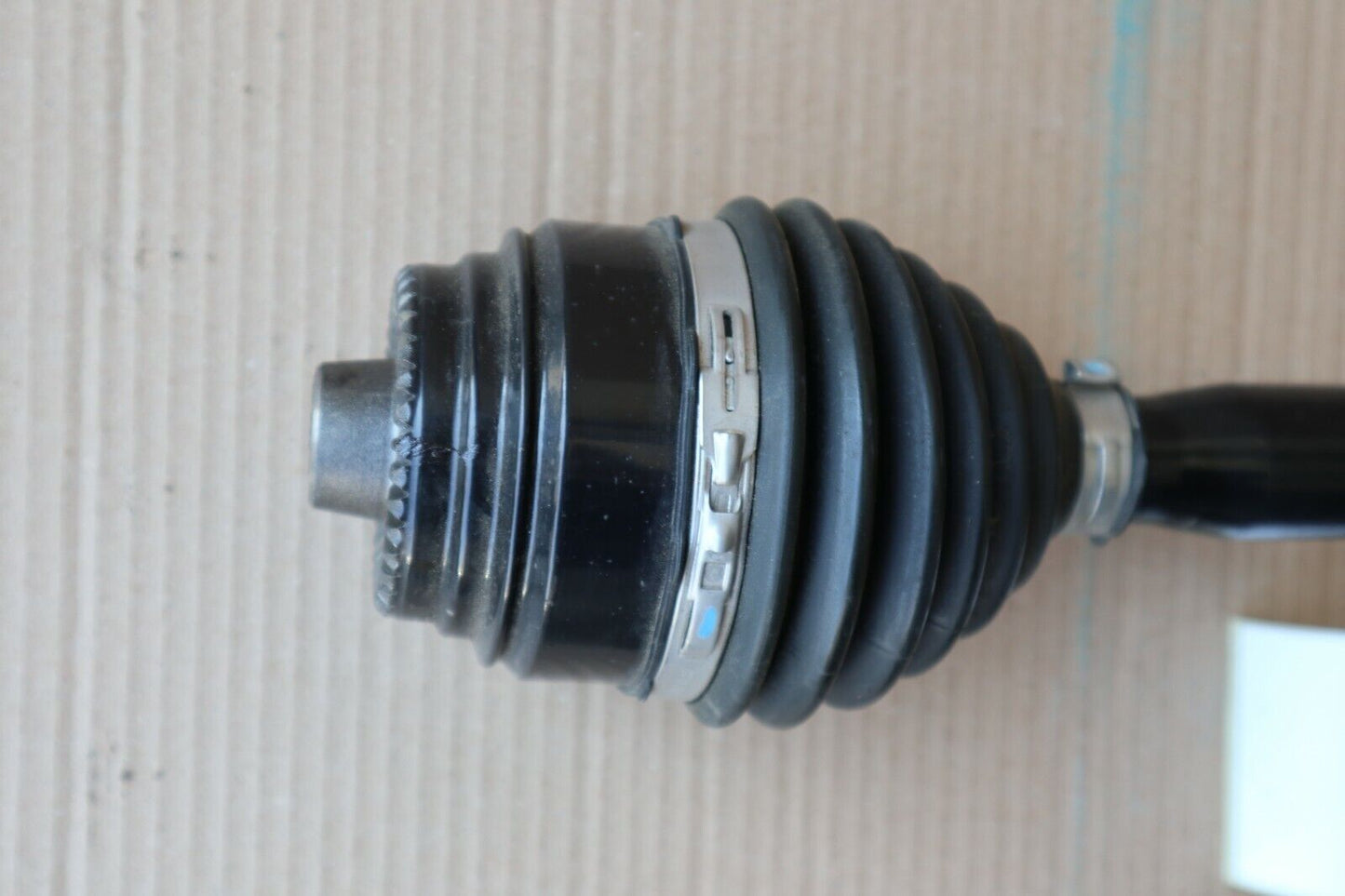 Original BMW X3 G01 G08 X4 G02 Antriebswelle Abtriebswelle vorne rechts 8643184