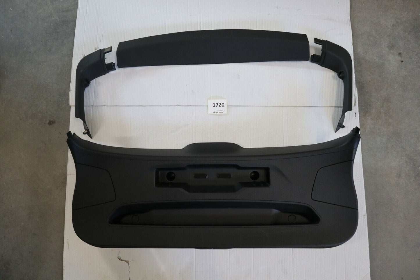 BMW X2 F39 Tailgate Boot Trunk Trim Cover Panel 7423855 7423850 7423852