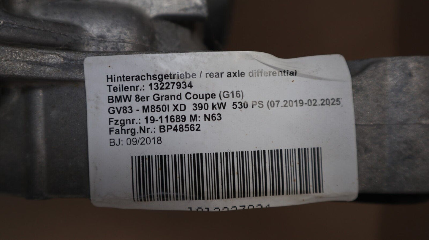 Original BMW G30 G14 G15 Hinterachsgetriebe Differential 2.81 8686983 8686984