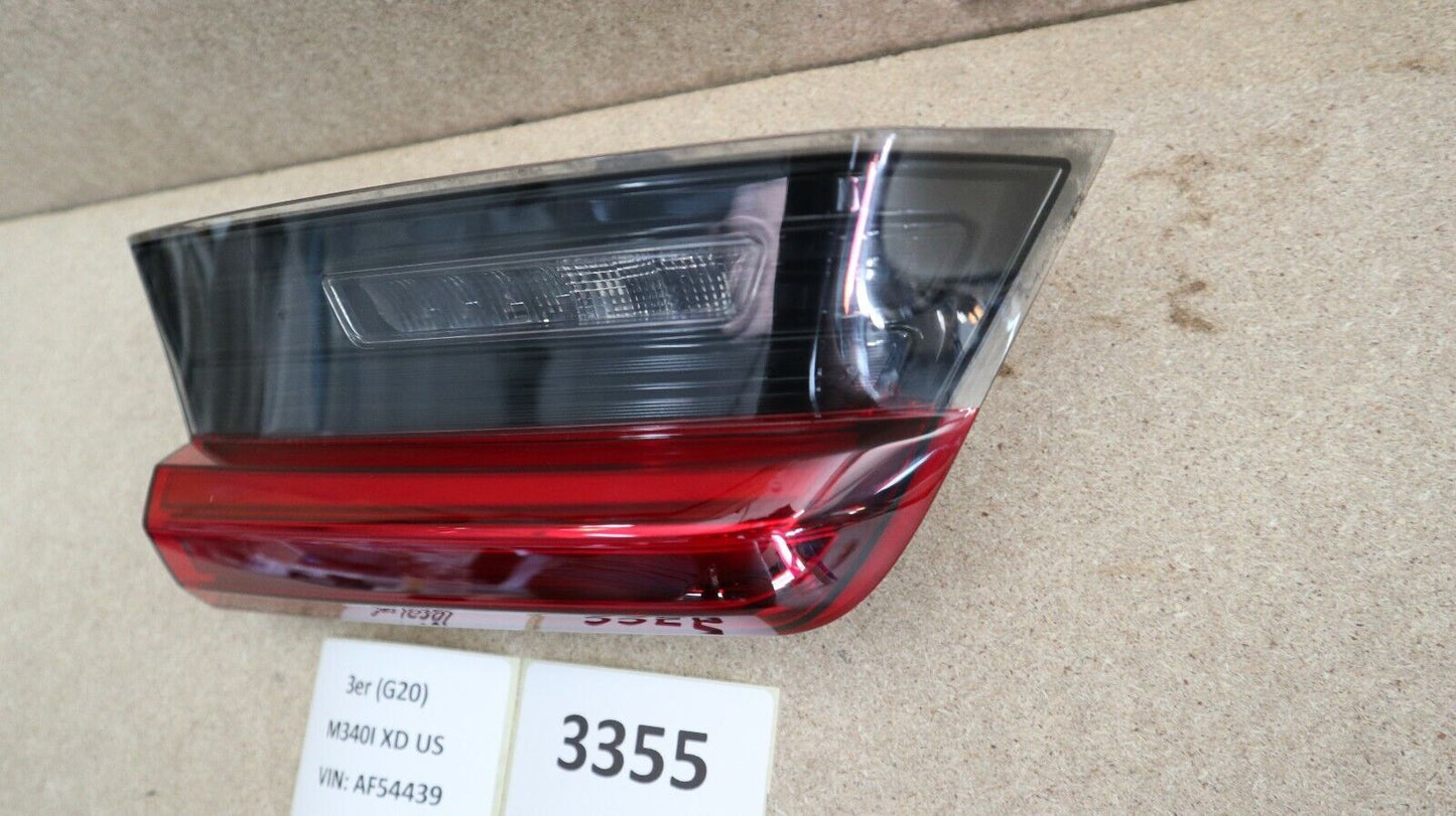 BMW G20 Rücklicht im Kofferraumdeckel links Rear light in trunk lid 7420455