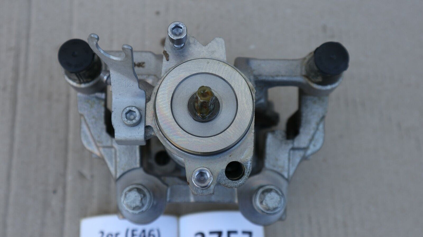 BMW F45 F46 F48 Aktor Stellmotor Parkbremse hinten EMF rechts 6860008 6874886