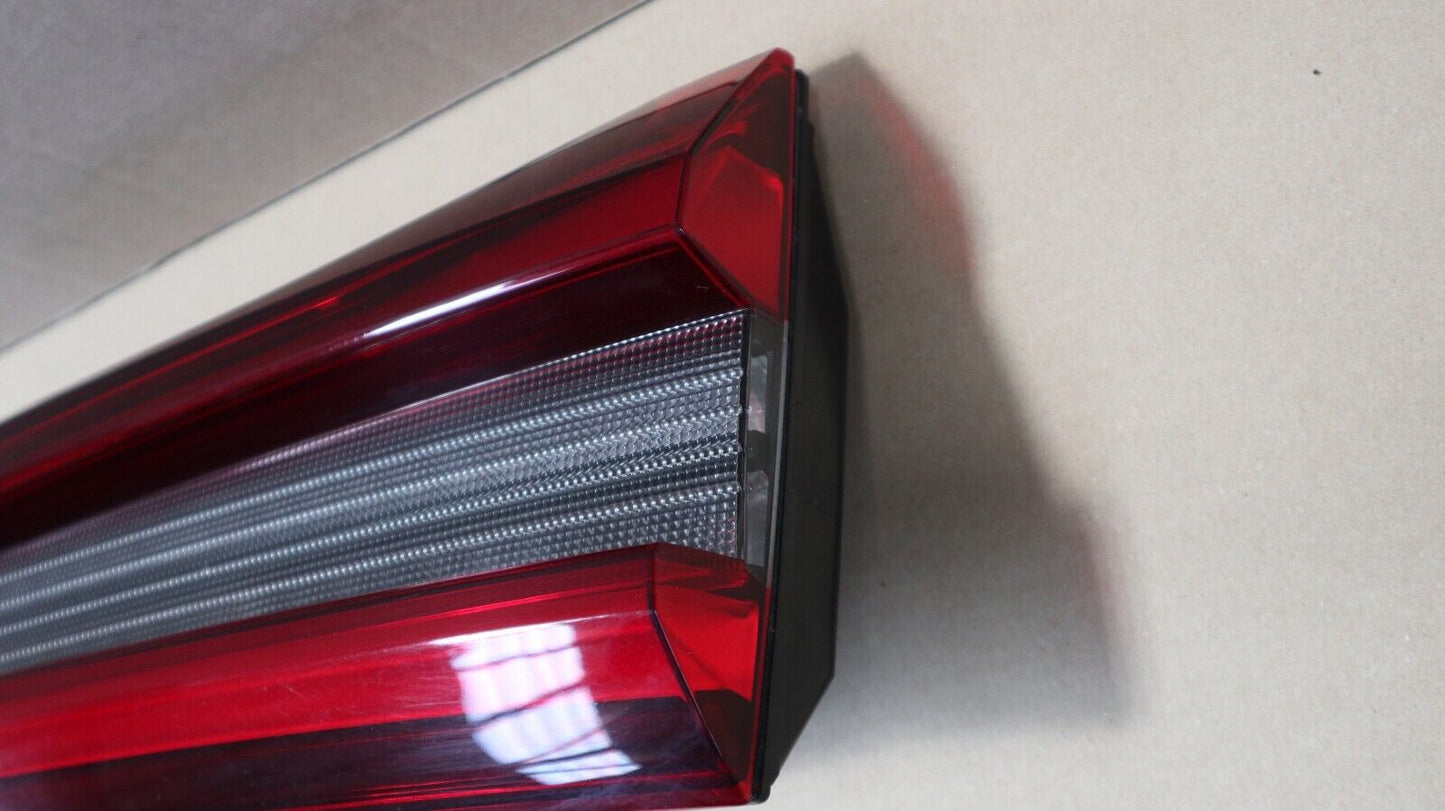 Legături LED originale BMW X5 G05 X5 40iX 50iX Heckleuchte Heckklappe 63217931997 