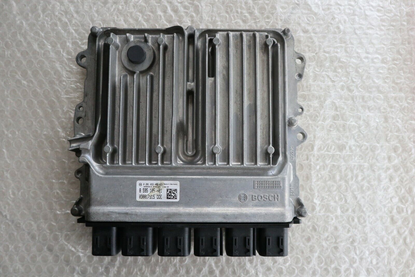 BMW 7 G11 G12 Control Unit Engine DDE 8595105