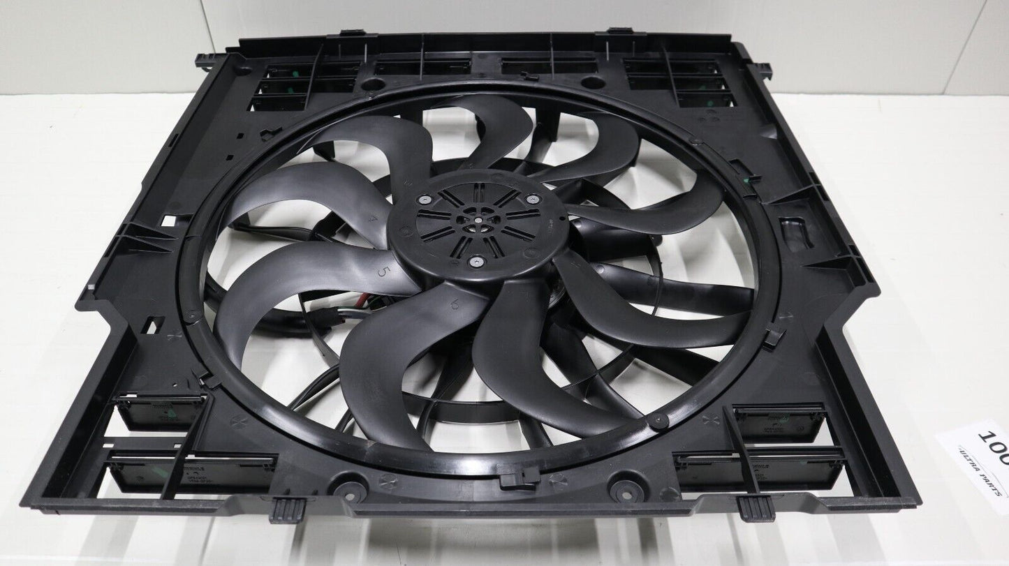 BMW X5 G05 X6 G06 X7 G07 Kühlerlüfter 8589043 Fan with housing