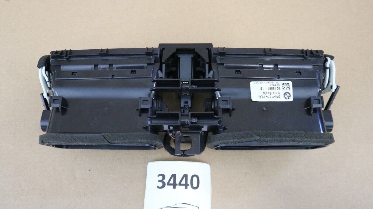 Оригинално BMW F30 F31 F32 F33 F34 F35 F36 64229218551 Frischluftgrill Mitte