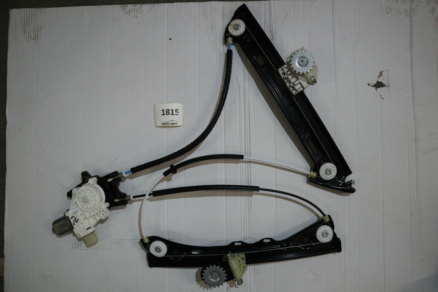 BMW F32 F33 F82 F83 Fensterheber mit Motor vorne links 7352747 7046031