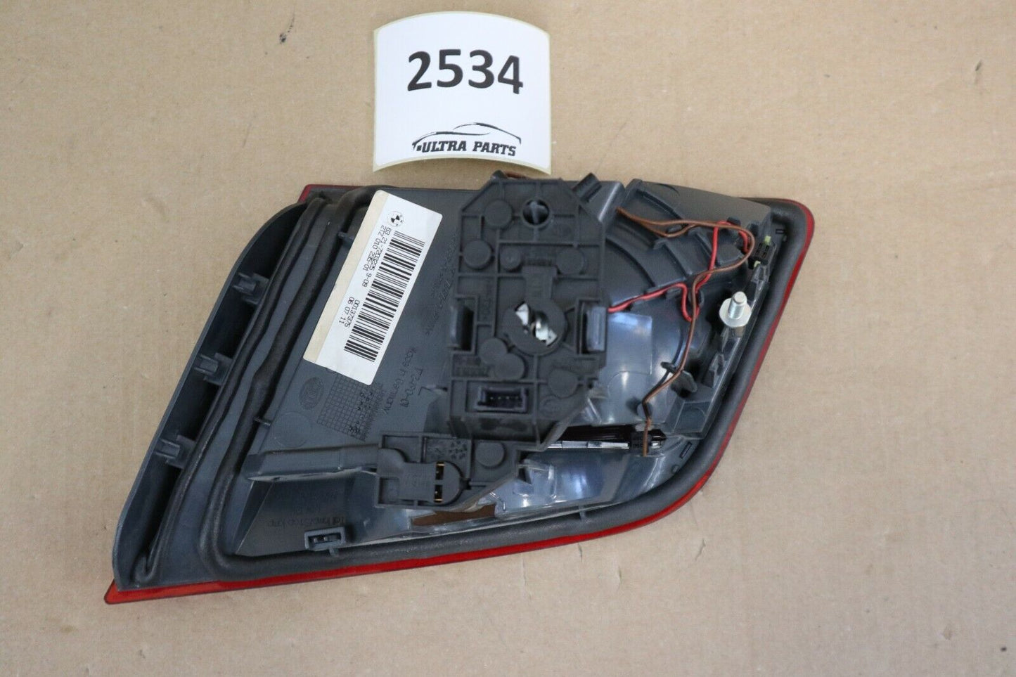 Original BMW OEM Lumină spate în capacul portbagajului lasat Heckleuchte 7203225 F10 F18 