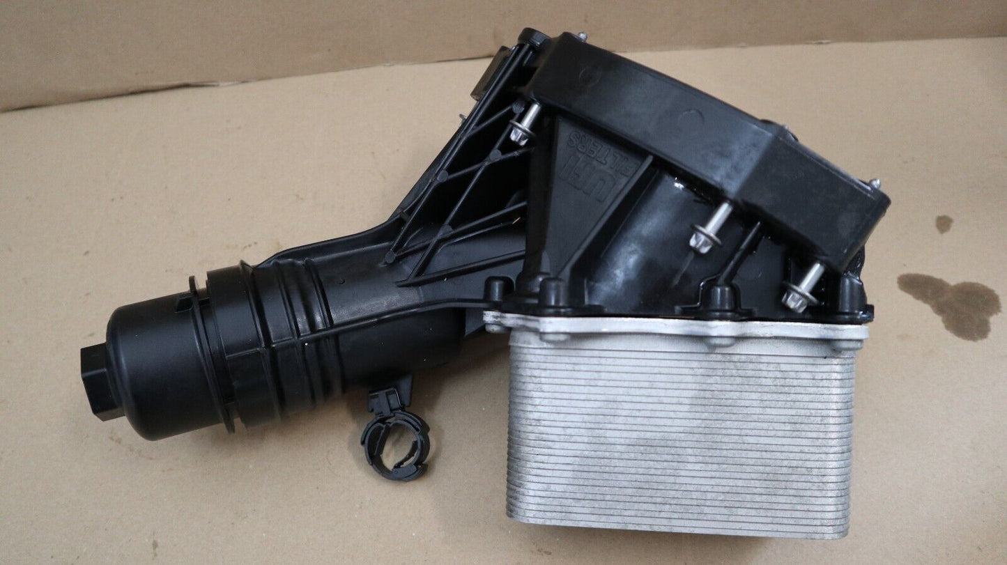 8583895 BMW F20 LCI M40 X3 G01 M40dX Ölfilter Ölfiltergehäuse Wärmetauscher