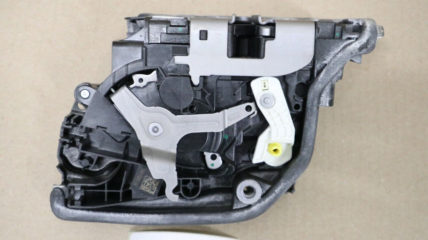 Оригинално BMW G30 G31 G32 G11 G14 Türschloss vorne links Systemschloss 7477685 