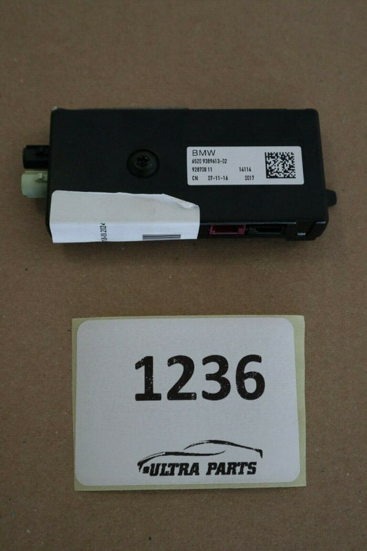 Оригинален BMW X3 G01 G08 Antennenverstärker 9389613 AM FM антенен усилвател