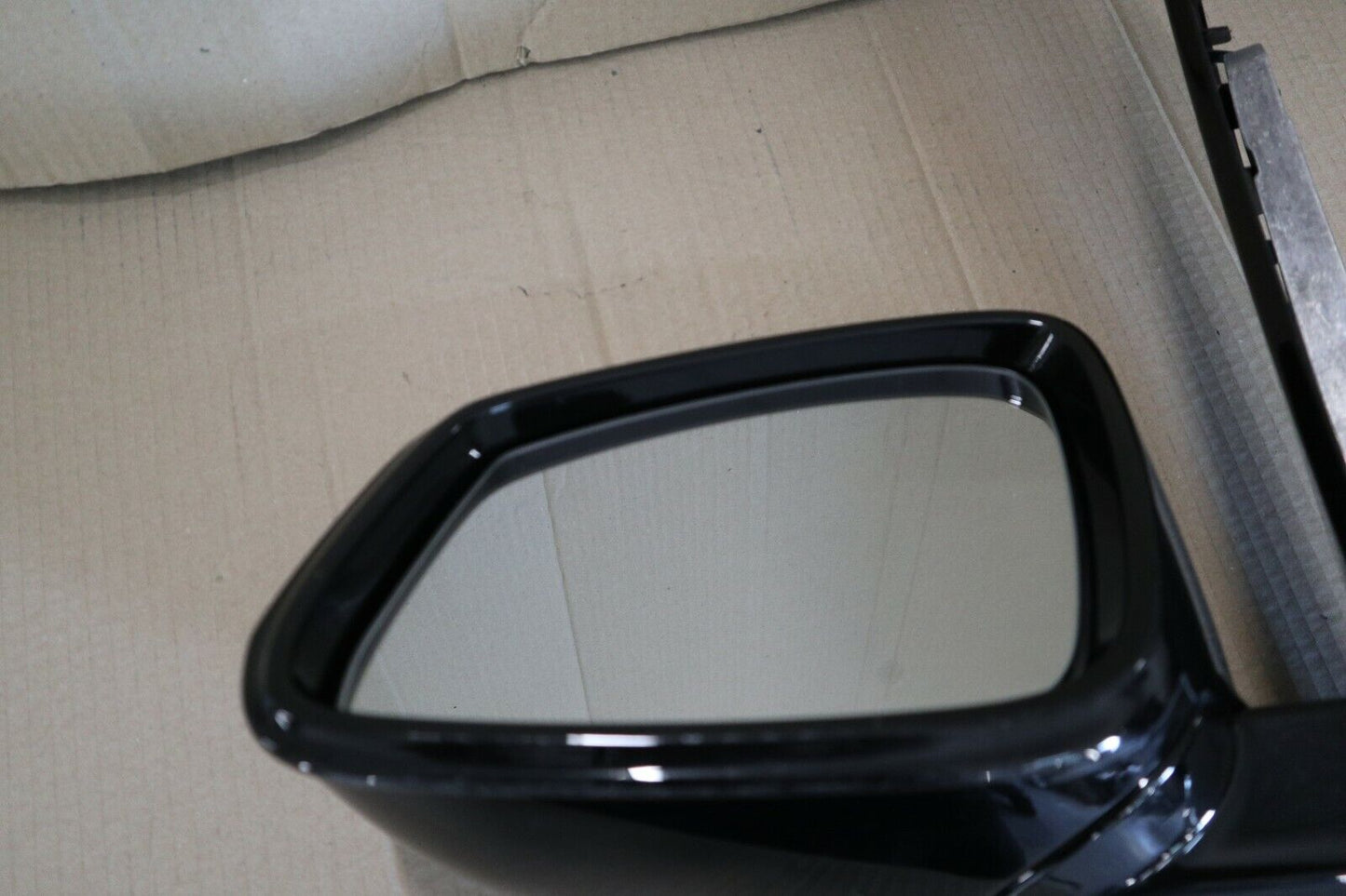 BMW 2 F46 Aussenspiegel Links Mirror Left 5 PIN GLACIERSILBER METALLIC (A83)