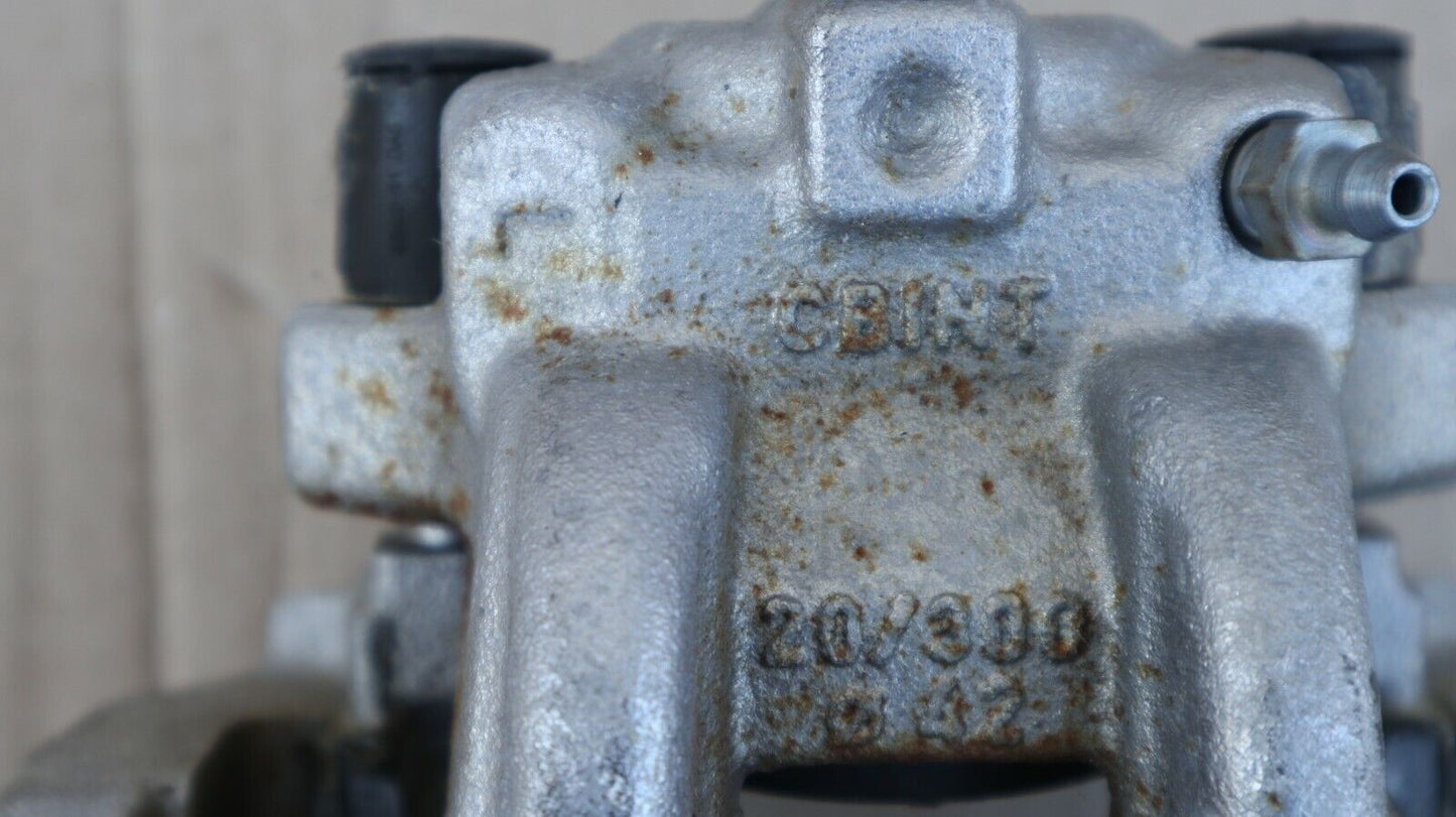 Original BMW F20 F21 F30 F31 Bremssattelgehäuse Bremsträger vorne rechts 6850650