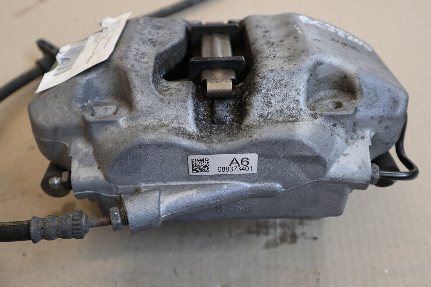 Оригинално BMW G30 G31 G11 G12 G01 Bremssattelgehäuse Bremse vorne rechts 6883484 